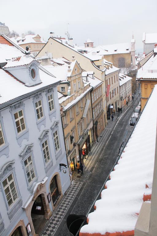 Amavi Bretfeld Palace Apartments Prague Exterior photo