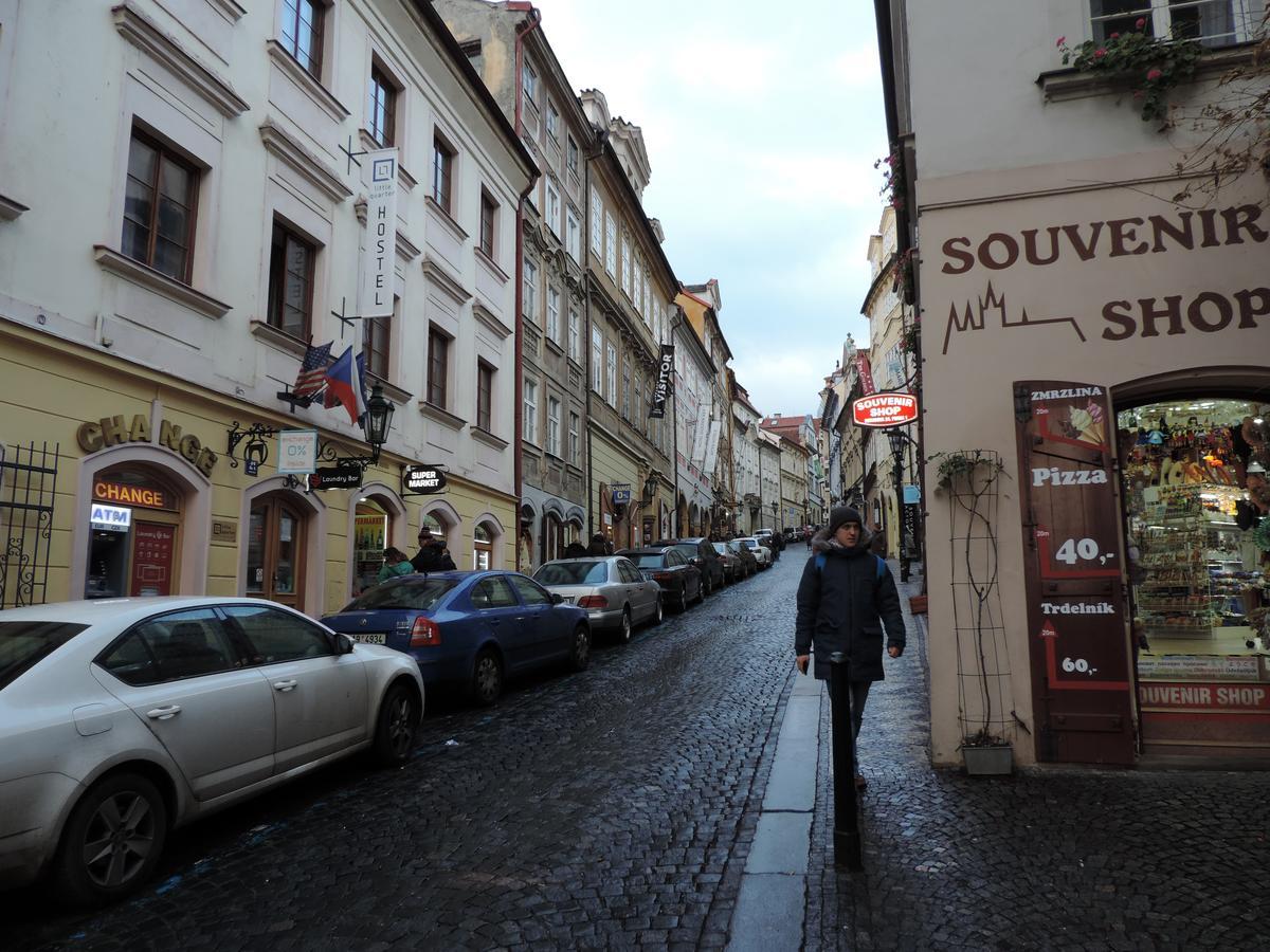 Amavi Bretfeld Palace Apartments Prague Exterior photo